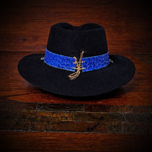 Load image into Gallery viewer, Hat Band, Alligator Print, Blue