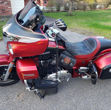 Load image into Gallery viewer, Heat Shield - Custom Art, double Pouch, fits Indian Chief, Chieftain, Springfield and Roadmaster