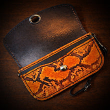 Load image into Gallery viewer, Clutch - Genuine Python, Orange