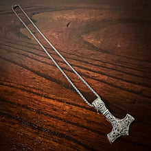 Load image into Gallery viewer, Mjölnir Pendant Necklace With Woven Relief On Both Sides