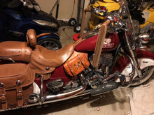 Load image into Gallery viewer, Heat Shield - Custom Art, double Pouch, fits Indian Chief, Chieftain, Springfield and Roadmaster