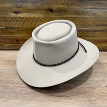 Load image into Gallery viewer, The Beth Dutton, Revenant Hat, From The First Episode Of The Dutton Ranch, Cowboy Hat,