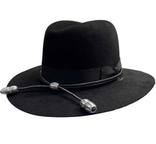 Load image into Gallery viewer, Cavalry Hat Cord, Warrant Officer Silver &amp; Black