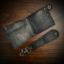 Load image into Gallery viewer, Billfold - Genuine Red Stingray