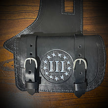 Load image into Gallery viewer, Heat Shield - Custom Art, double Pouch, fits Indian Chief, Chieftain, Springfield and Roadmaster