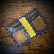 Load image into Gallery viewer, Minimalist Wallet, Tan &amp; Black