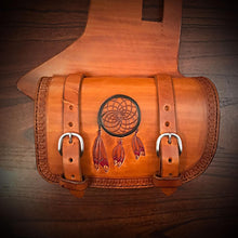 Load image into Gallery viewer, Heat Shield - Custom Art, double Pouch, fits Indian Chief, Chieftain, Springfield and Roadmaster