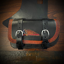 Load image into Gallery viewer, Heat Shield - Custom Art, with Pouch, Fits Indian Chief, Chieftain, Springfield and Roadmaster