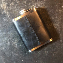 Load image into Gallery viewer, Flask - Magic Skull Art