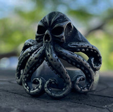 Load image into Gallery viewer, 'The Old Man and the Sea' Skull Ring