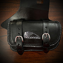Load image into Gallery viewer, Heat Shield - Custom Art, double Pouch, fits Indian Chief, Chieftain, Springfield and Roadmaster