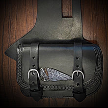 Load image into Gallery viewer, Heat Shield Double Pouch To Match The Artabyss Design Studio Indian Tank Emblem
