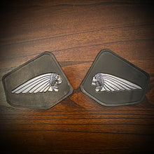 Load image into Gallery viewer, Leather Frame Emblem for the Indian Scout - Skull Warbonnet