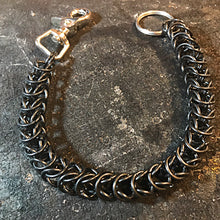 Load image into Gallery viewer, Chainmail Chain - Box Weave - Black