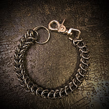 Load image into Gallery viewer, Chainmail Chain - Box Weave - Black &amp; Steel