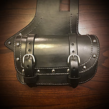 Load image into Gallery viewer, Heat Shield - Custom Art, double Pouch, fits Indian Chief, Chieftain, Springfield and Roadmaster